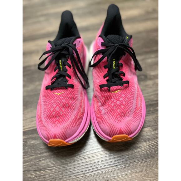 Hoka Clifton 9 Women’s Running Shoes | Size 9.5B | Raspberry Strawberry Pink EUC - Picture 4 of 10